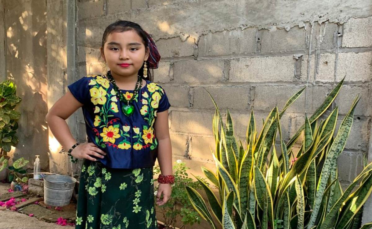 Niños de primaria interpretan a la distancia a personajes históricos de Juchitán