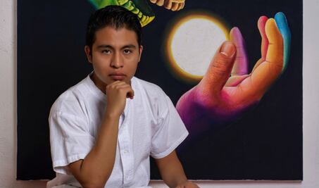 El joven pintor que da vida a serie de Disney con arte oaxaqueño