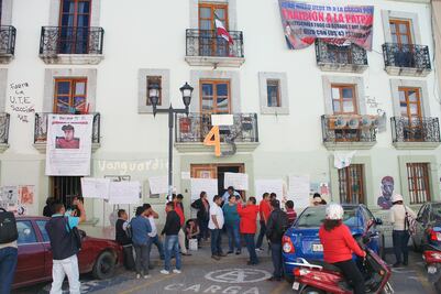 Denuncian al gobierno de Oaxaca por  irregularidades en nómina educativa