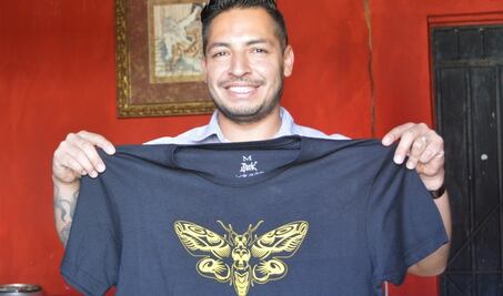 Pausan el arte por crisis de Covid-19 y llevan sus obras a playeras; “son piezas para vestir”