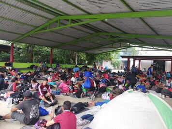 Estiman 80 mil migrantes en ciudades de Chiapas en espera de entrar a territorio de Oaxaca