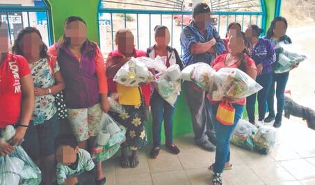 Desde España y EU, tres jóvenes reúnen despensas para combatir pandemia del hambre en Oaxaca