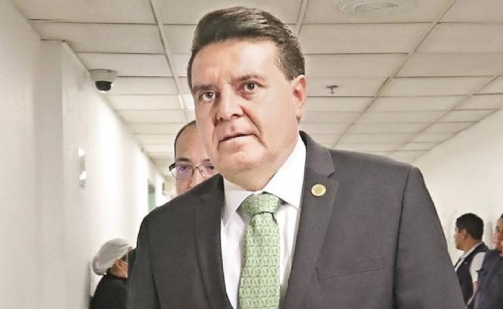 Diputados del PRI critican a Ochoa Reza