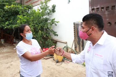 Jesús Ruiz, candidato a edil de la ciudad de Oaxaca por Fuerza por México, promueve el empoderamiento de las mujeres