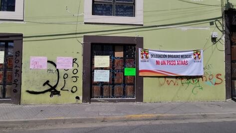 Protestan en contra de titular de los SSO; exigen pagos