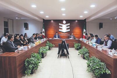 Aspiran 28 a conseguir una candidatura independiente