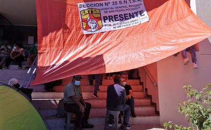 Trabajadores toman 8 edificios de los Servicios de Salud; exigen pago de prestaciones laborales
