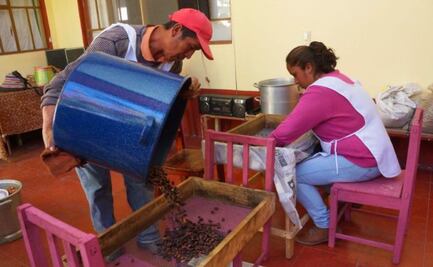 Reconoce Facebook a empresa oaxaqueña "modelo", que preserva legado chocolatero de la Mixteca