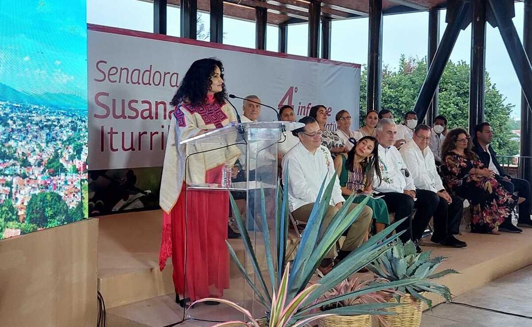 Desde Oaxaca, celebra Susana Harp en informe que, tras 4 años, se sancione plagio a pueblos indígenas. Foto: Christian Jiménez