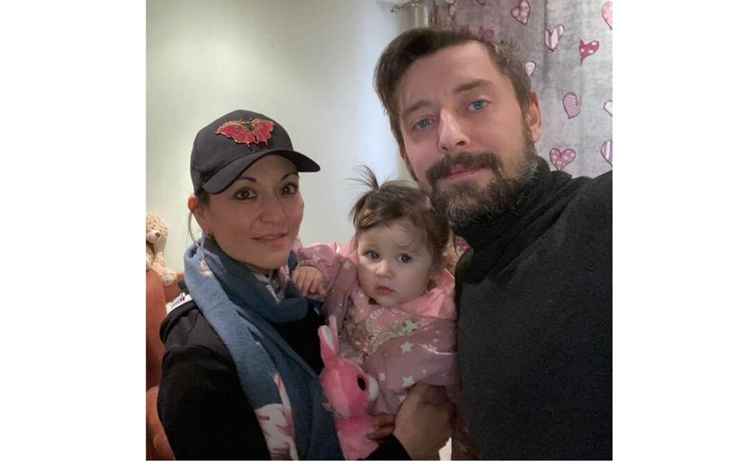 La última foto que Silvia y su esposo Dennis se tomaron junto a su hija Siret se tomaron antes de separarse por la guerra entre Rusia y Ucrania. Foto: Cortesía