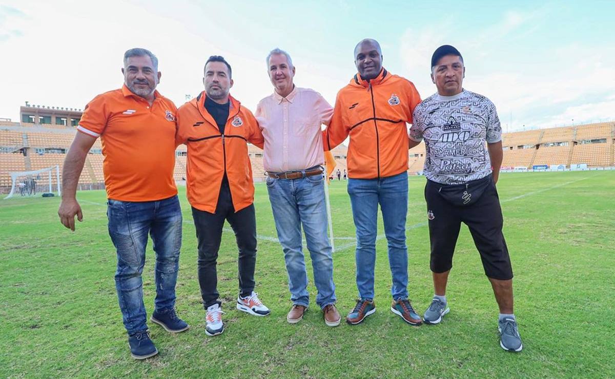 ¡Regresa a México! Nombran a Aquivaldo Mosquera director técnico de los Alebrijes de Oaxaca