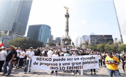 Marchan a favor de la construcción del nuevo aeropuerto en Texcoco