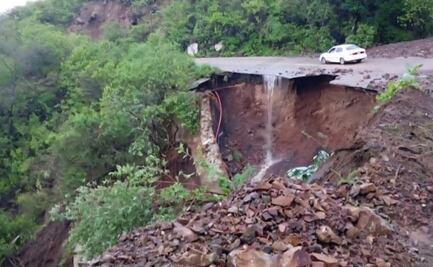 ¡Alerta! Lluvias causan derrumbes y desgajamientos sobre la carretera federal 190 en el tramo Istmo-Oaxaca