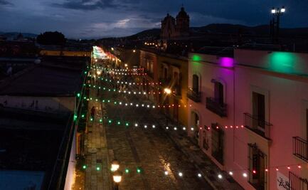 Encienden alumbrado de colores patrios en el Centro Histórico de Oaxaca; se ahorrará 85% de energía