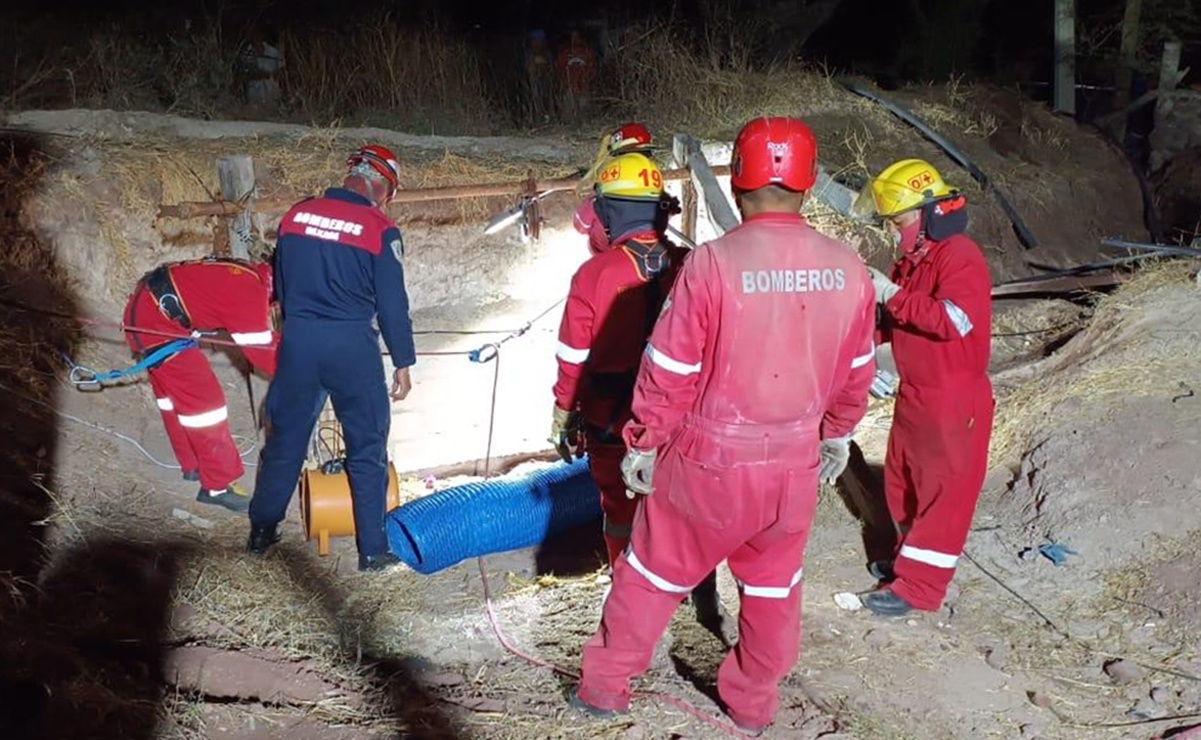 Rescatan cuerpos de personas que cayeron al interior de un pozo de agua en Oaxaca; confirman 6 muertos
