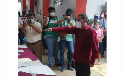 Toma protesta nuevo edil de Matías Romero, tras muerte de su antecesor por Covid-19