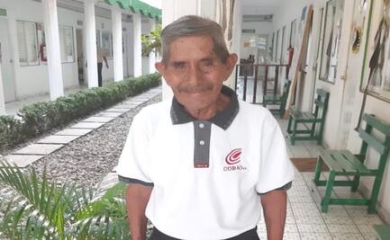 A sus 80 años, don Víctor, estudiante chinanteco, terminó su bachillerato