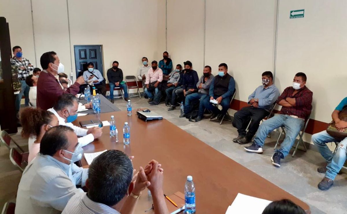 Intermedia Segego en conflicto entre Petlacala, Oaxaca, y Ixcuinatoyac, Guerrero; acuerdan mantener tregua