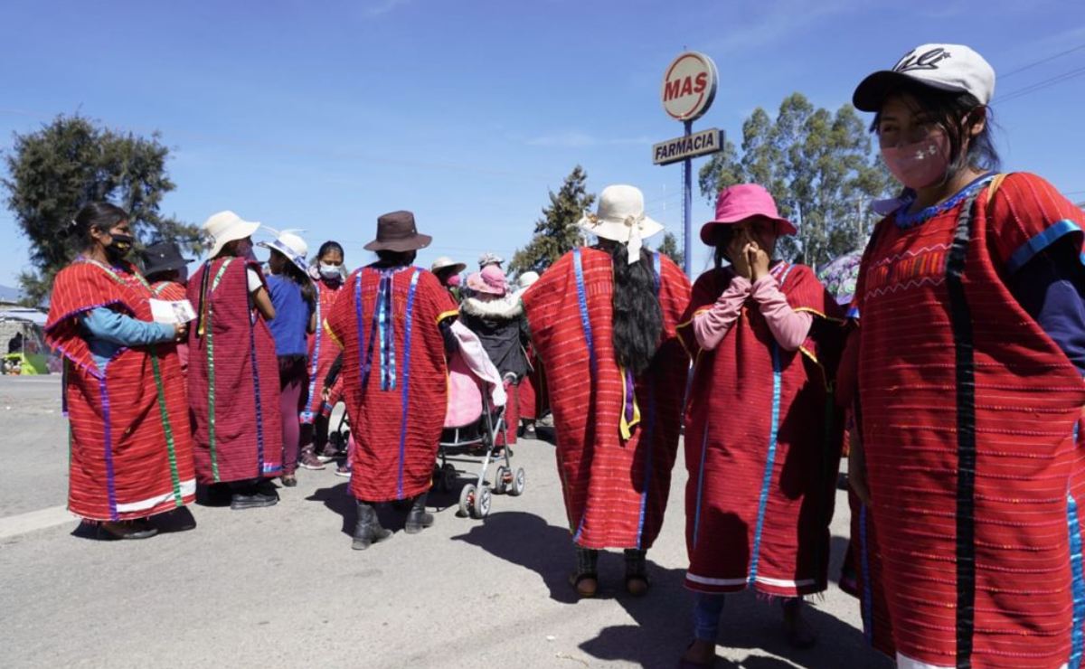Por bloqueo de triquis del MULTI para exigir retorno seguro, se dispara precio de transporte en Oaxaca