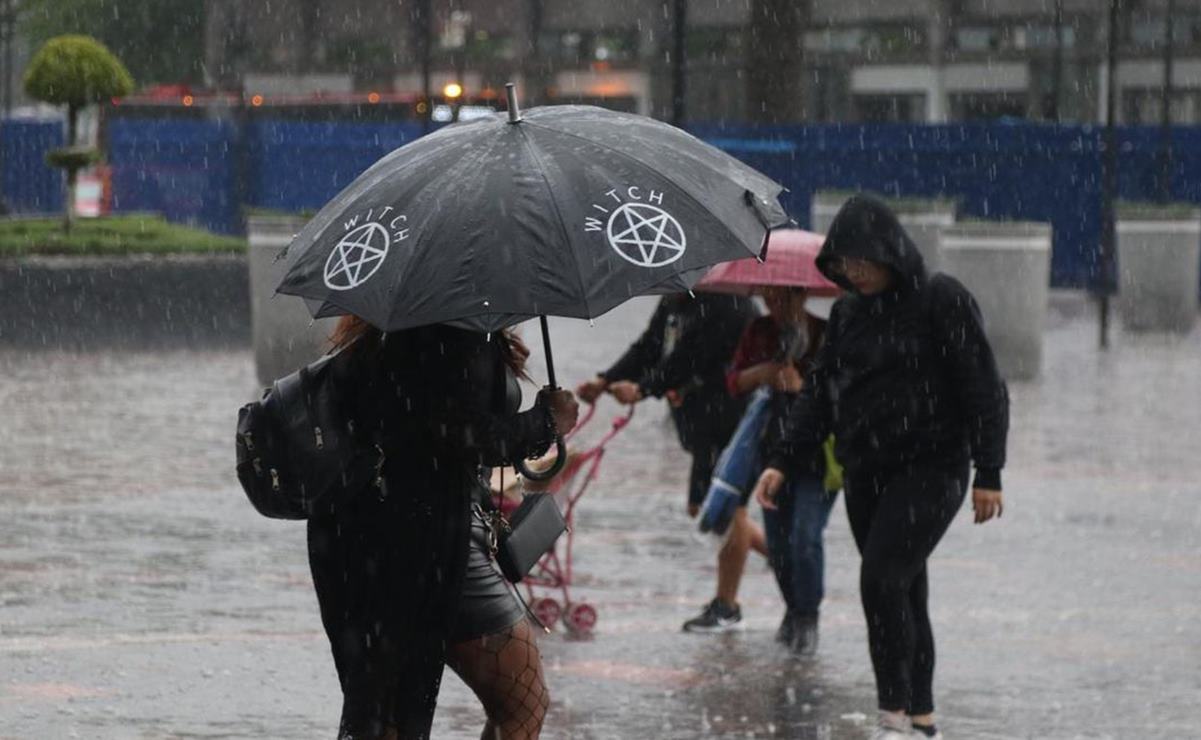 Onda tropical 18 dejará fuertes lluvias y actividad eléctrica en 6 regiones de Oaxaca. Foto: Especial