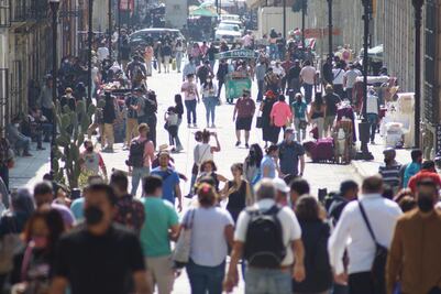 Asociaciones y colegios de médicos de Oaxaca exigen semáforo rojo y confinamiento de 30 días, ante aumento de Covid-19