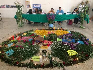 Realizan juicio popular contra el Estado y empresas mineras