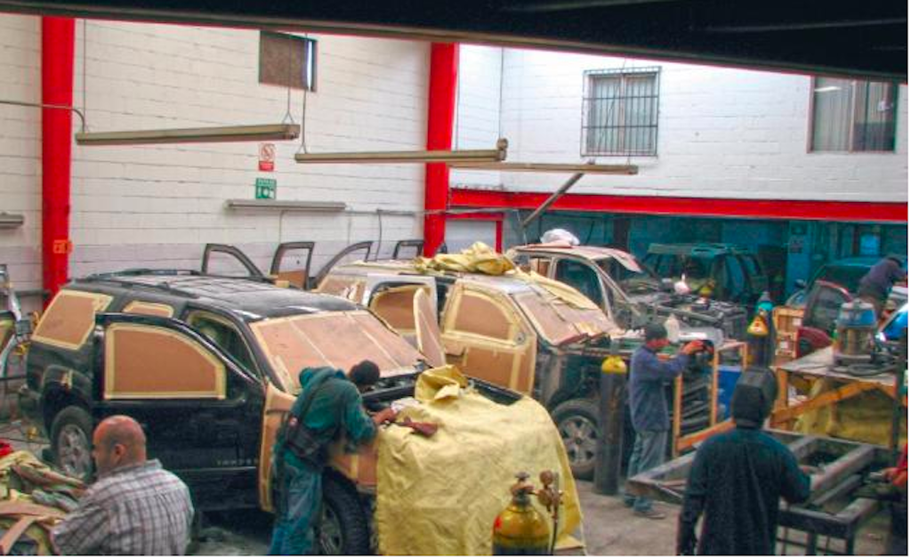 Austeridad de AMLO pegará a blindadoras de autos