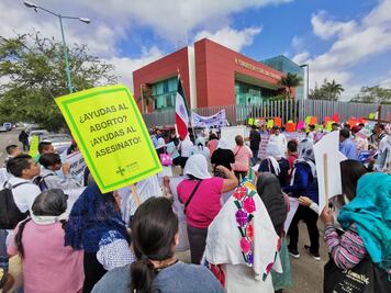 Evangélicos van contra reforma que avala aborto en Oaxaca