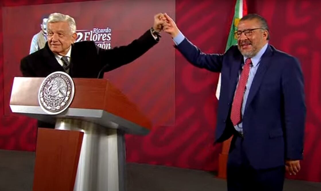 Horacio Duarte, titular de Aduanas, presenta su renuncia; “voy a la batalla maestra”, dice. Foto: Especial