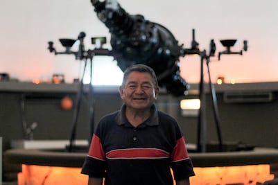 Desde hace 35 años, don Darío enciende las estrellas y constelaciones del Planetario Nundehui