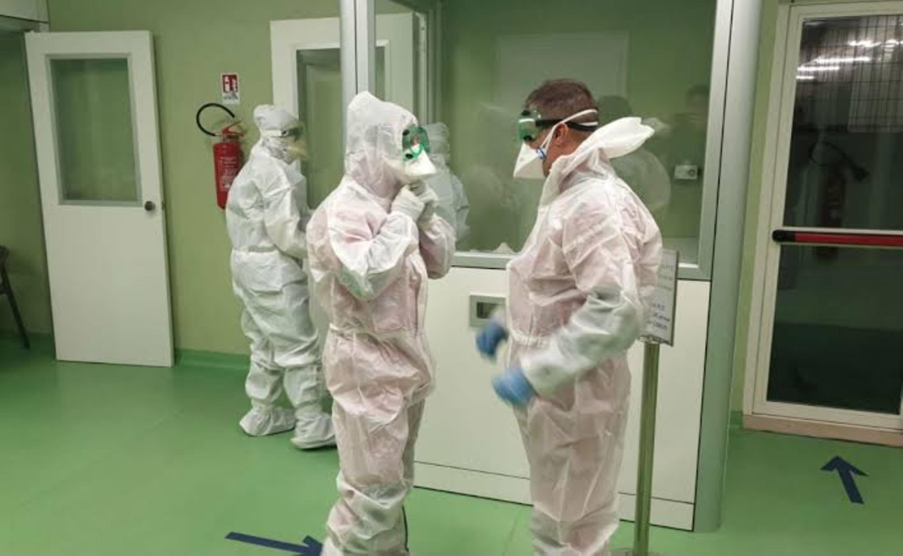 Pese a coronavirus, siguen sin comprar medicamentos