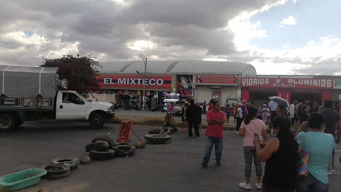 Vecinos de La Joya acusan tiradero clandestino de desechos orgánicos del ayuntamiento de Oaxaca. Foto: Especial