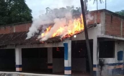 Queman instalaciones del Consejo Electoral de Laollaga; Morena y PRI, PAN, PRD se acusan mutuamente