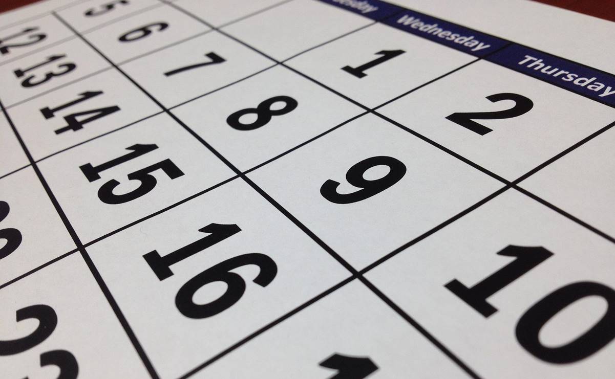 ¿Qué días no habrá clases en la semana del 23 al 27 de mayo?