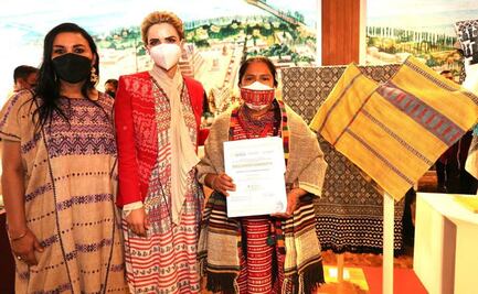 Recibe Oaxaca “Botón de algodón”, galardón del IX Premio Nacional de Textiles y Rebozos