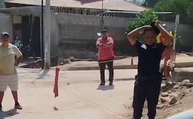 Denuncian cobro de 500 pesos por persona para dejar salir a visitantes de Santiago Laollaga, Oaxaca