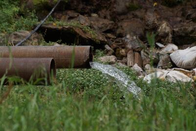 Confirman suspensión de trabajos de  conexión al agua potable en Ayutla