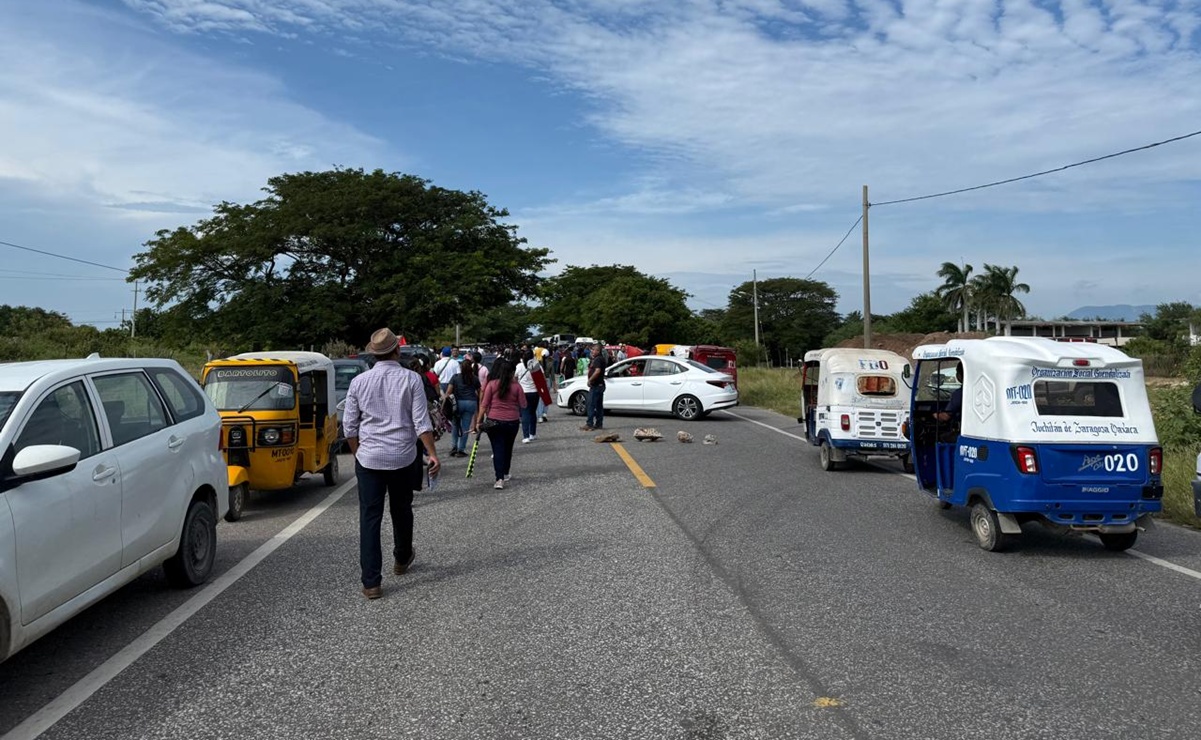Sección 22 mantiene bloqueos en varios puntos del Istmo de Oaxaca. Foto: Especial