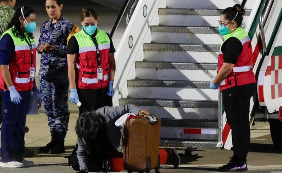 Crónica: "México bien vale un beso", así fue la llegada de mexicanos desde Israel. Fotos: Diego Israel