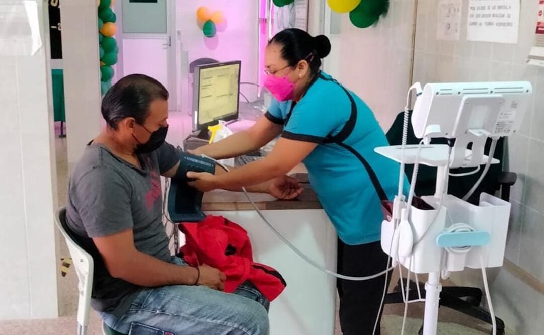 Llama IMSS Oaxaca a varones a hacer conciencia sobre riesgo del cáncer de próstata. Foto: IMSS