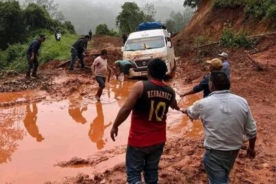 Gobierno de Oaxaca da por finalizada fase de emergencia tras daños por el huracán John