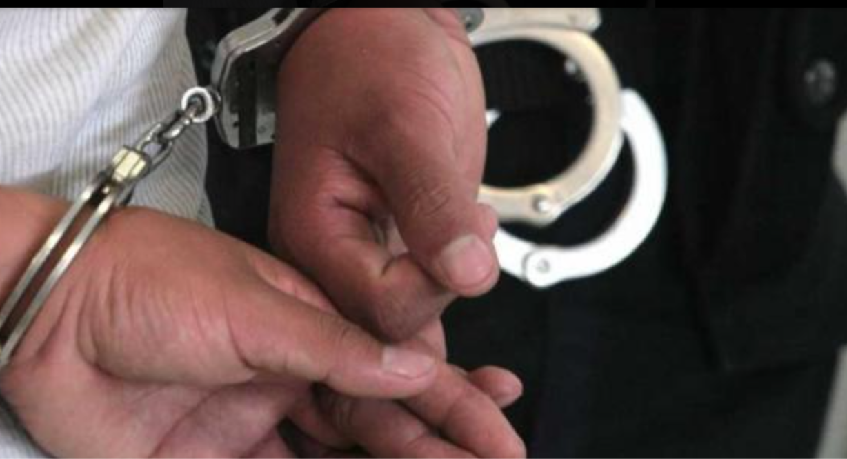 Dan prisión preventiva a hombre por feminicidio de su esposa; lo detienen tras intentar asesinar a su nueva pareja en Juchitán