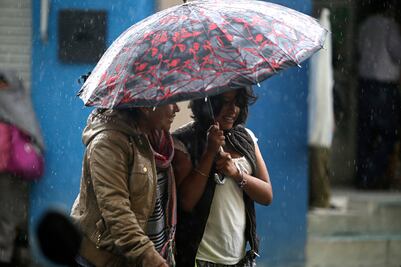 Tormentas fuertes y muy fuertes en Oaxaca por la onda tropical 34