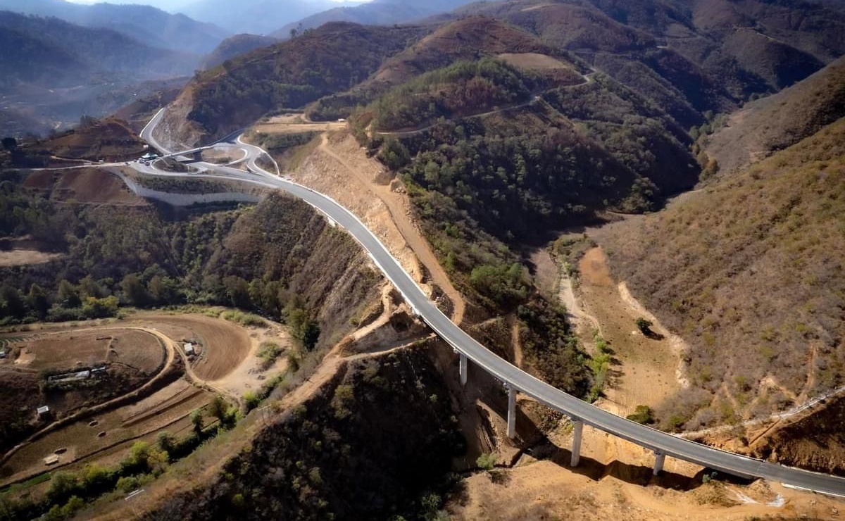 ¿Listo para la playa? Esto es lo que debes saber de la nueva carretera a la Costa de Oaxaca. Fotos: Mauricio Velásquez