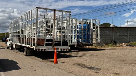 Lanzan alertan a conductores de tráileres vacíos ante fuertes vientos en el Istmo de Oaxaca