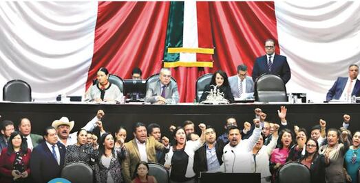 Morena destapa abultada nómina en San Lázaro