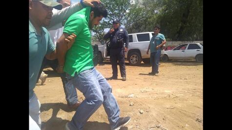 Bloquean cruceros de la ciudad por detención del líder de la Catem