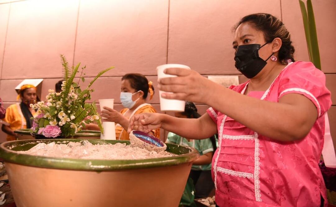 Guelaguetza 2022: Regresa la Feria del Tejate y del Tamal de Huayapam a la Plaza de la Danza. Foto: