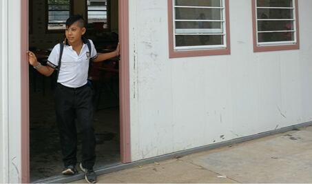 Tras conflicto interno, secundaria de la capital retoma clases