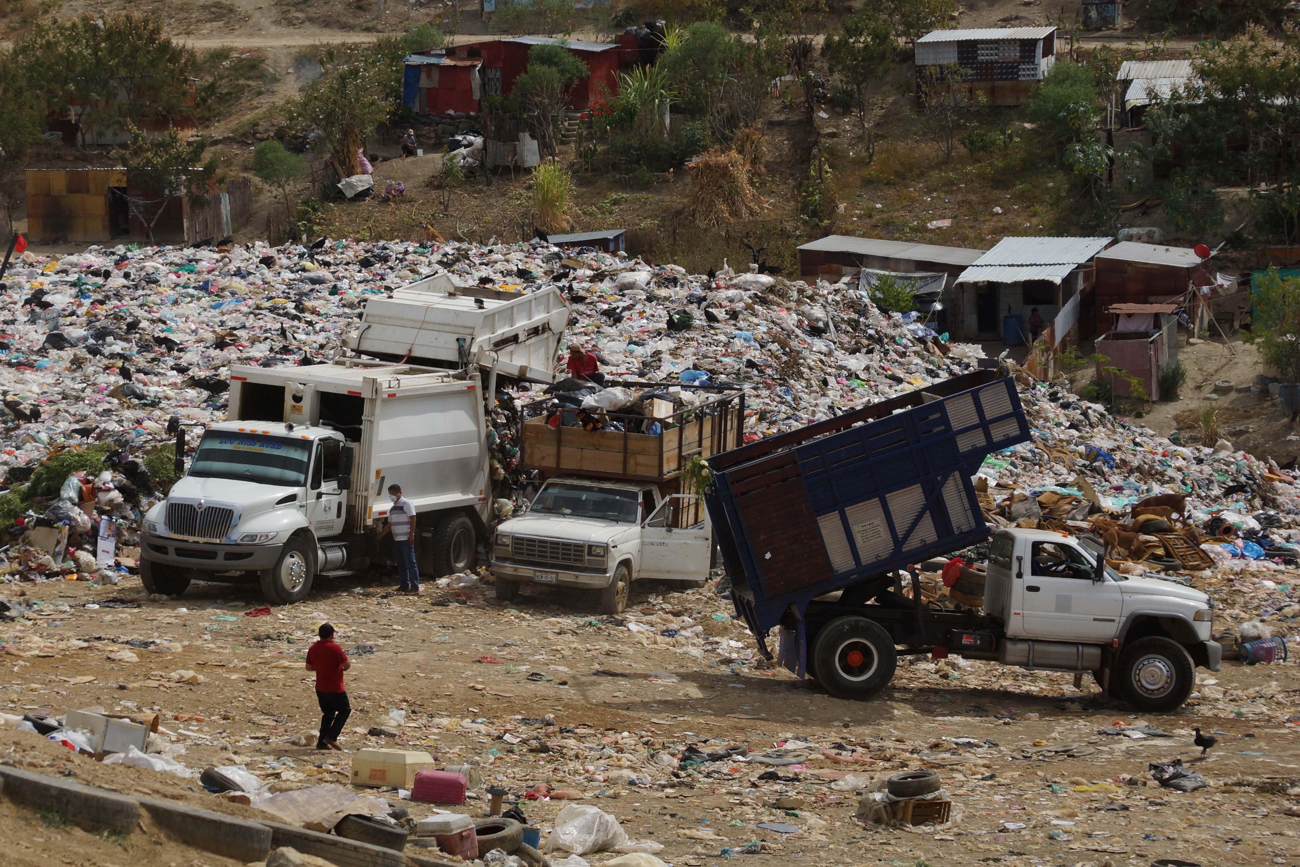 En Oaxaca, 203 tiraderos causan riesgo ambiental; en la capital sigue polución